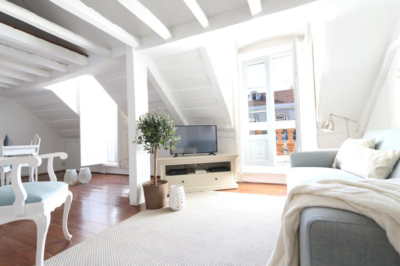Penthouse At Downtown With Sun Deck & Amazing Views Lejlighed Lisboa Eksteriør billede